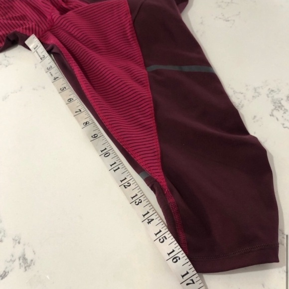 Lululemon low cut crop leggings side pockets red with stripes - Picture 11 of 15